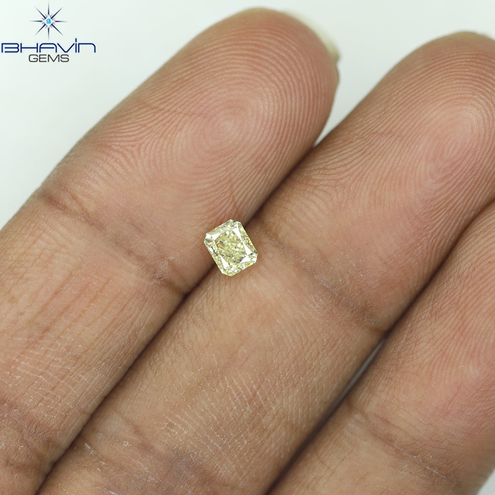 0.30 CT Radiant Shape Natural Diamond Yellow Color VS2 Clarity (3.91 MM)