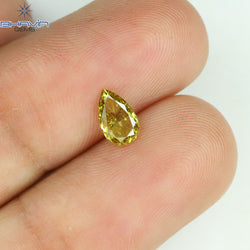 0.40 CT Pear Shape Natural Diamond Vivid Green Color VS1 Clarity (6.38 MM)