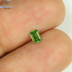 0.14 CT Emerald Shape Natural Diamond Green Color VS1 Clarity (3.70 MM)