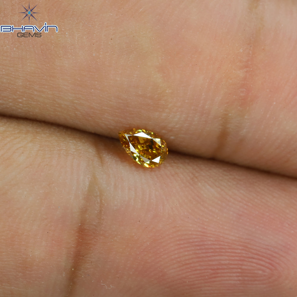 0.23 CT Pear Shape Natural Diamond Orange Color VS2 Clarity (4.82 MM)