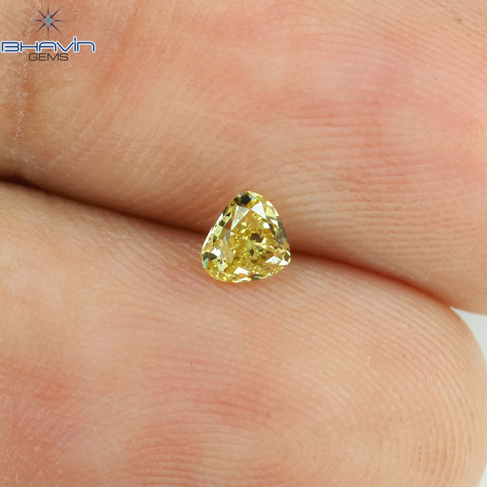 0.15 CT Heart Shape Natural Diamond Green (Chameleon) Color VS1 Clarity (3.53 MM)