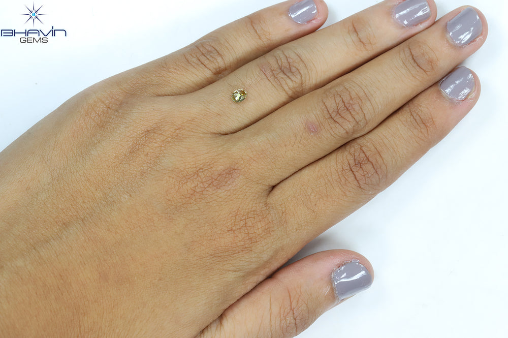 0.27 CT Oval Shape Natural Diamond Green (Chameleon) Color VS2 Clarity (4.42 MM)