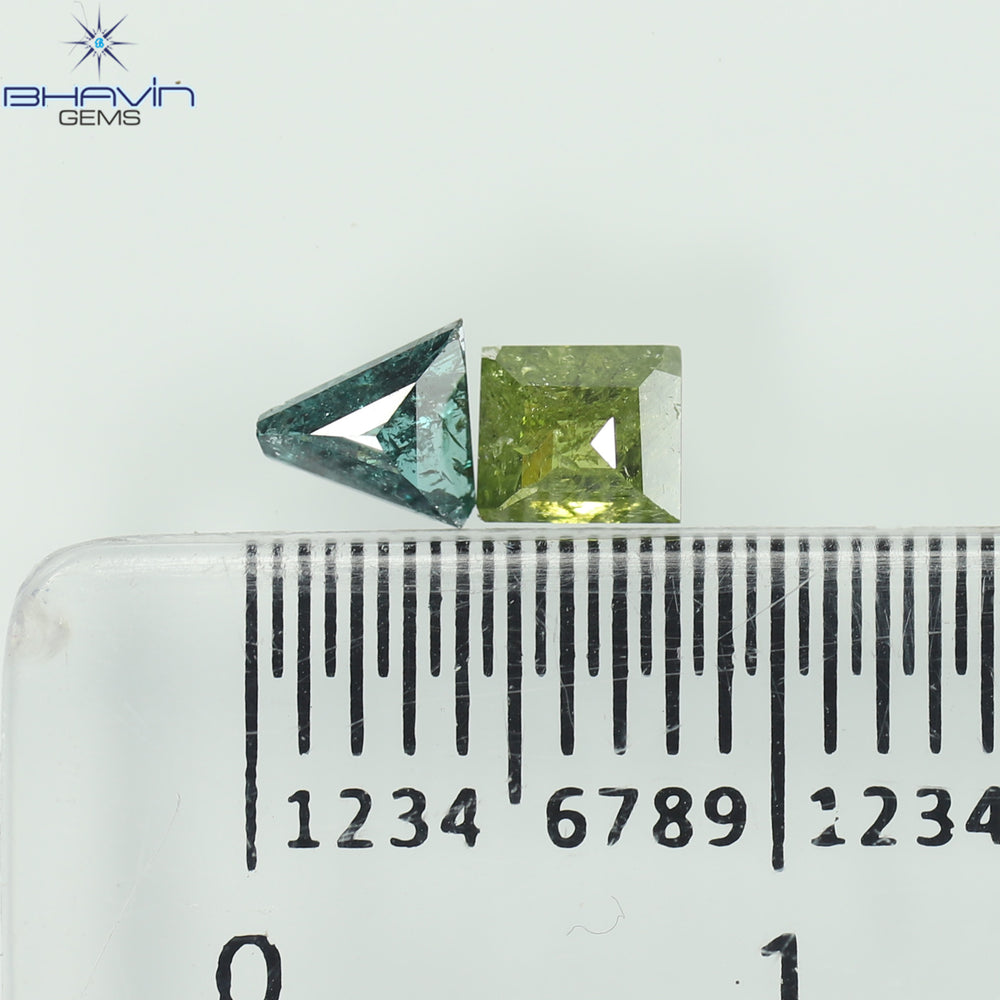0.47 CT/2PCS Square Baguette Shape Green Blue Diamond I3 Clarity (4.06 MM)