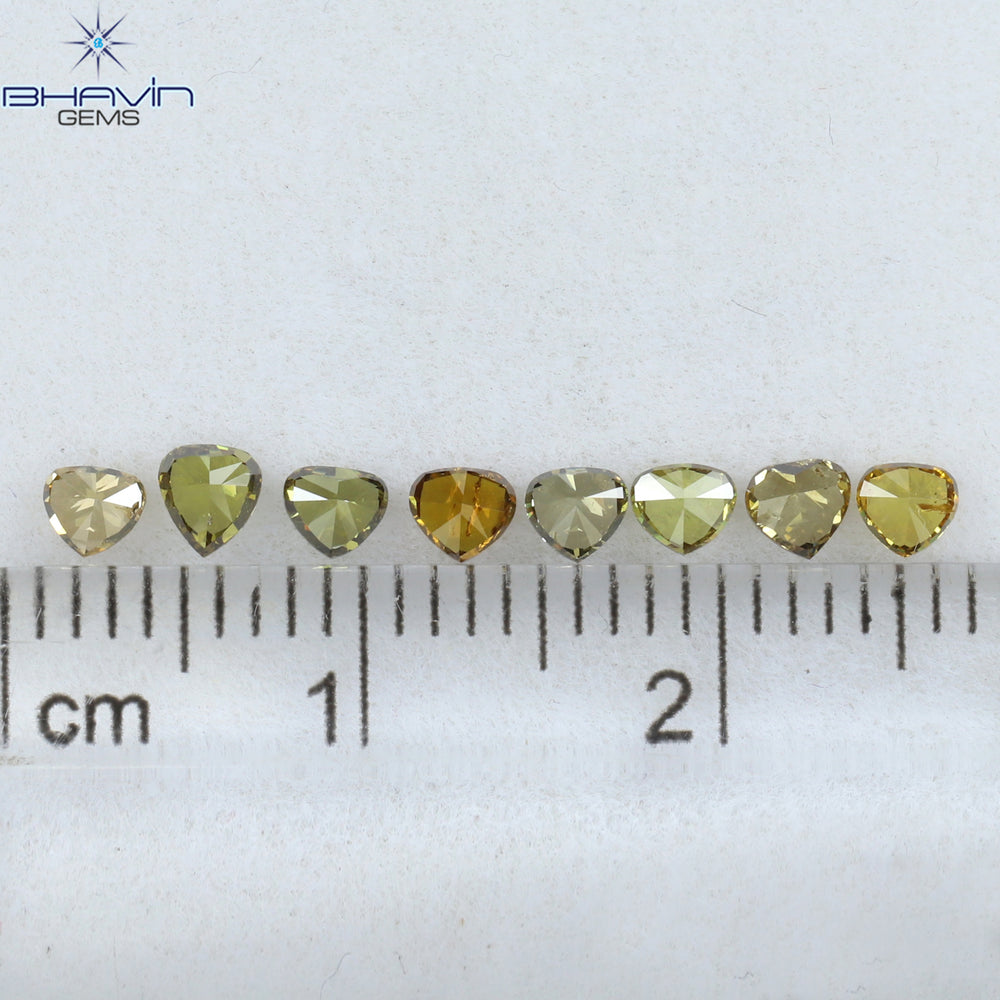 0.84 CT/8 Pcs Heart Shape Natural Diamond Mix Color SI Clarity (3.20 MM)