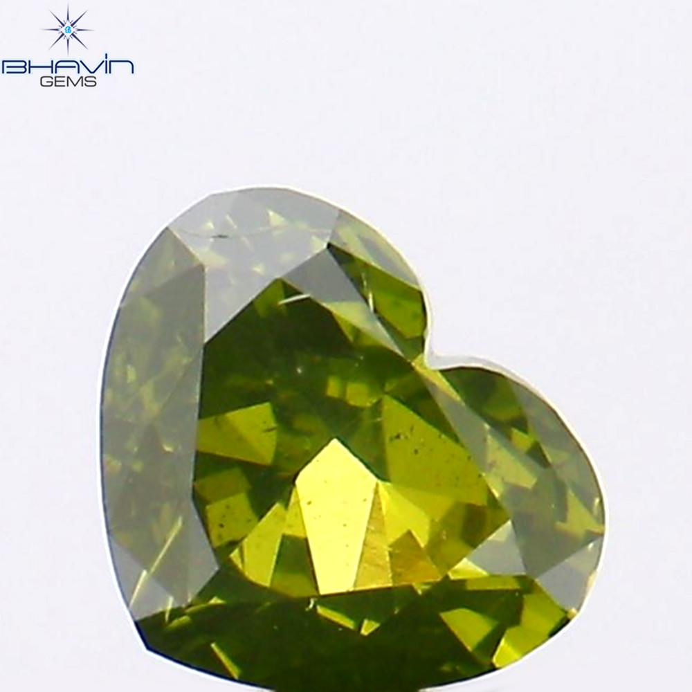 0.23 CT Heart Shape Natural Diamond Green Color VS2 Clarit (4.05 MM)