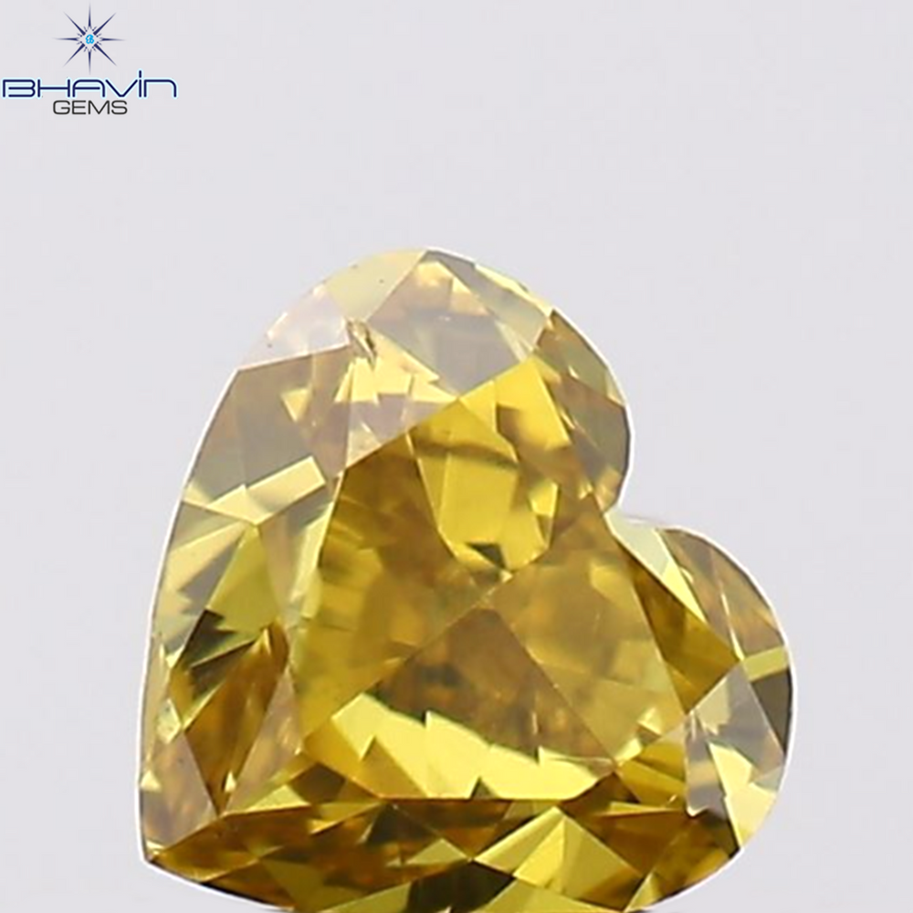 0.26 CT Heart Shape Natural Diamond Orange Color VS2 Clarity (3.68 MM)