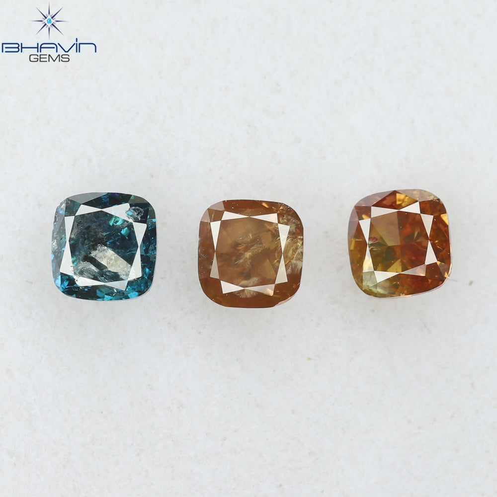 0.56 CT/3 ピース クッション シェイプ ナチュラル ダイヤモンド ピンク ブルー カラー I2 クラリティ (3.18 MM)