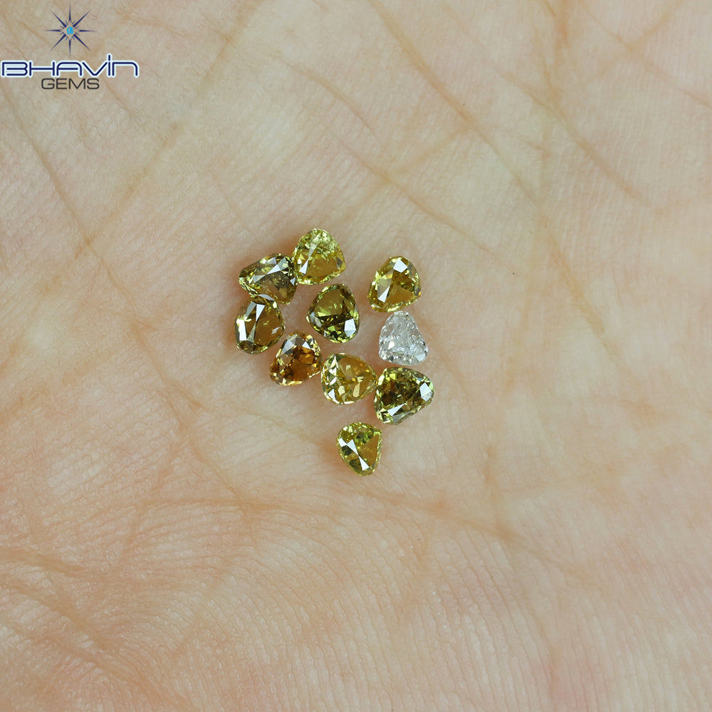 0.76 CT/10 Pcs Heart Shape Natural Diamond Mix Color SI Clarity (2.65 MM)