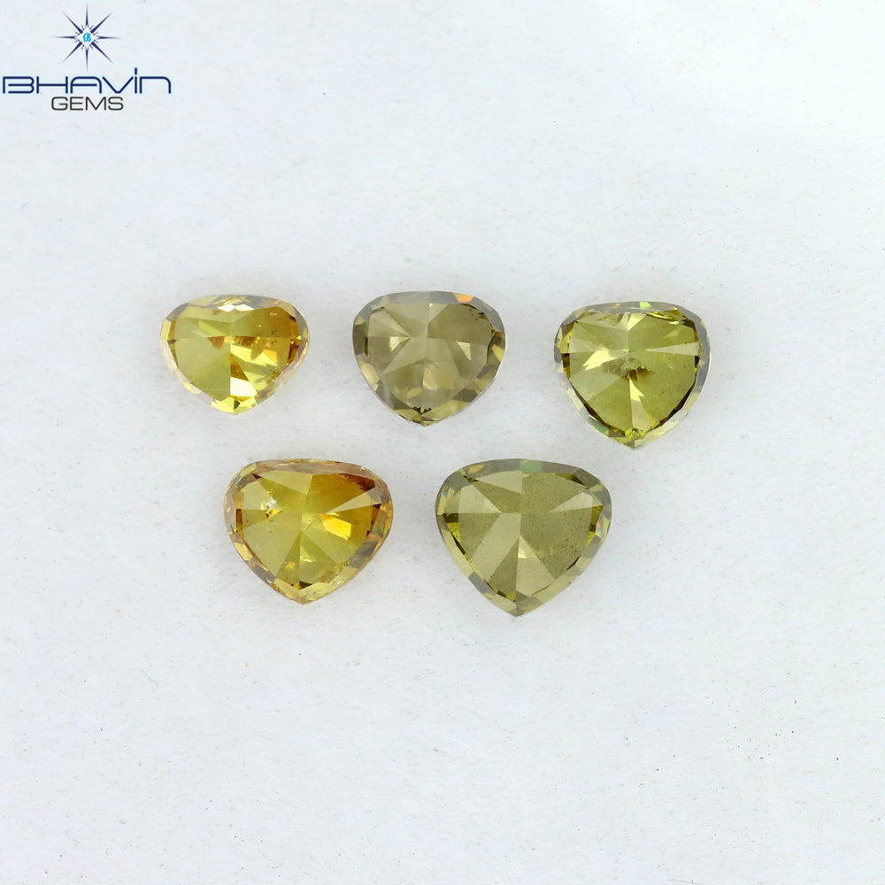 1.20 CT/5 Pcs Heart Shape Natural Diamond Mix Color SI Clarity (3.95 MM)