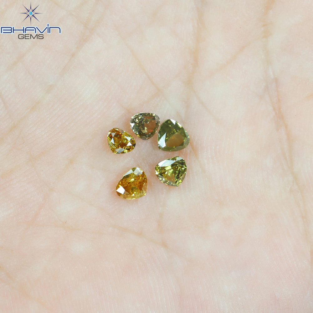 1.20 CT/5 Pcs Heart Shape Natural Diamond Mix Color SI Clarity (3.95 MM)