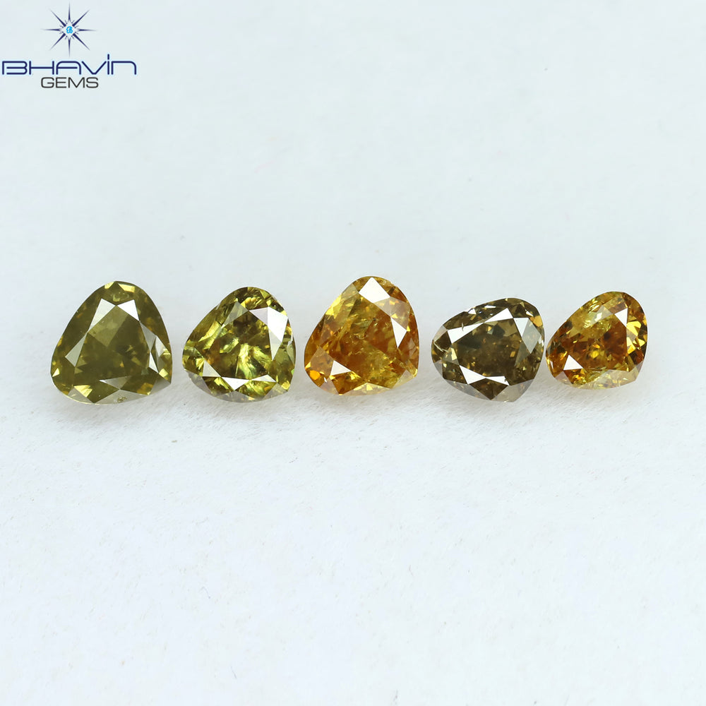 1.20 CT/5 Pcs Heart Shape Natural Diamond Mix Color SI Clarity (3.95 MM)