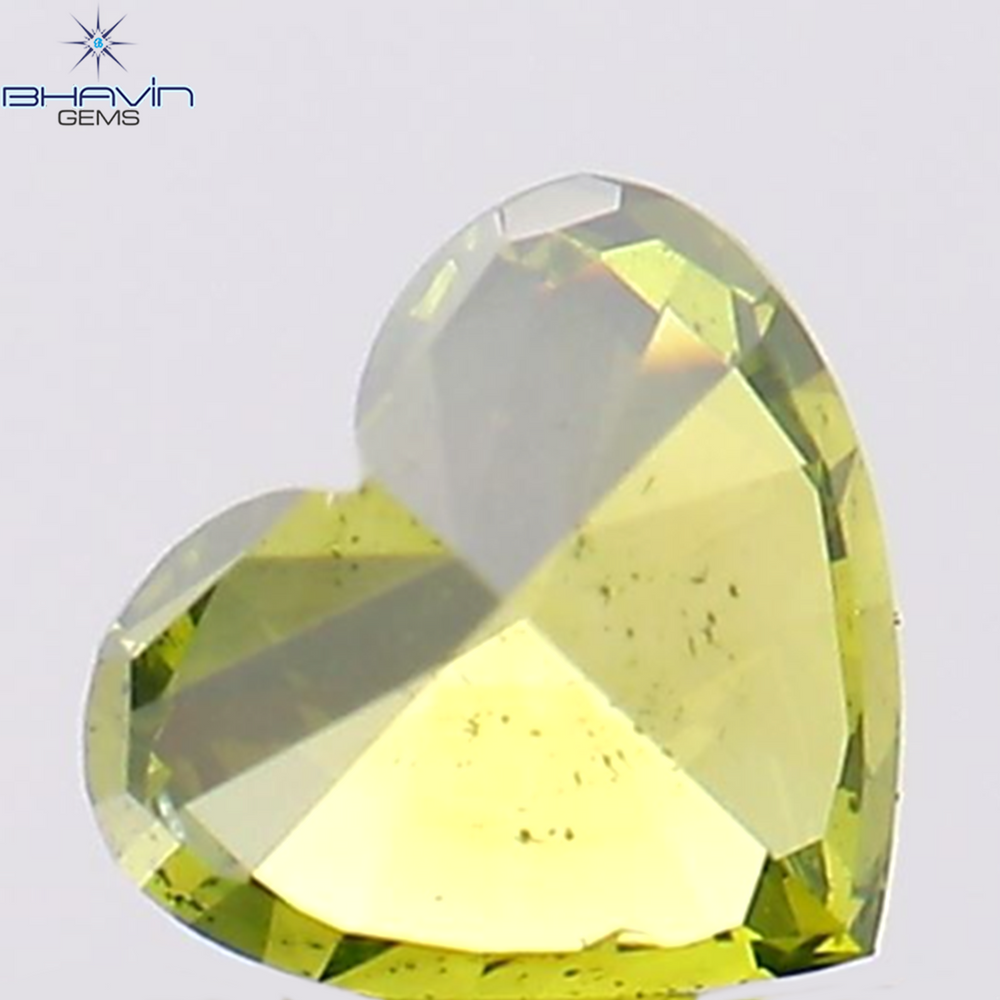 0.45 CT Heart Shape Natural Diamond Green Color SI2 Clarity (4.72 MM)