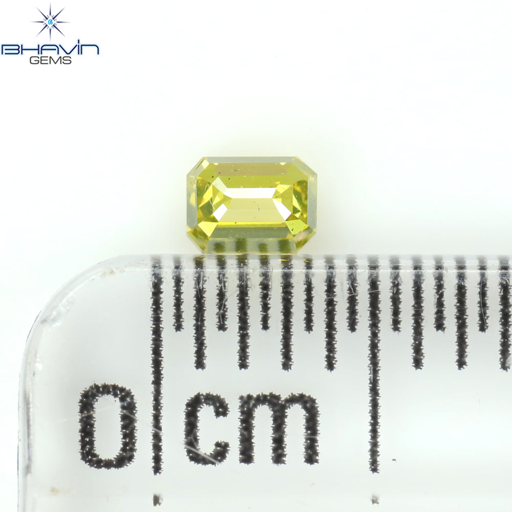 0.13 CT エメラルド シェイプ ナチュラル ダイヤモンド エンハンスト イエロー グリーン カラー VS1 クラリティ (3.02 MM)