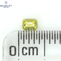0.13 CT エメラルド シェイプ ナチュラル ダイヤモンド エンハンスト イエロー グリーン カラー VS1 クラリティ (3.02 MM)