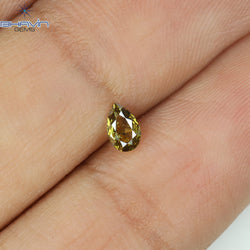 0.16 CT Pear Shape Natural Diamond Green Color SI1 Clarity (4.55 MM)