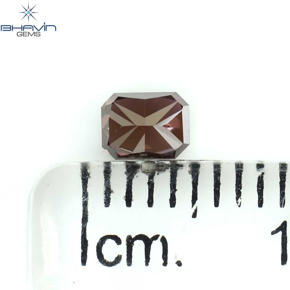 0.27 CT Radiant Diamond Pink Color Natural Diamond Clarity VS1 (4.05 MM)