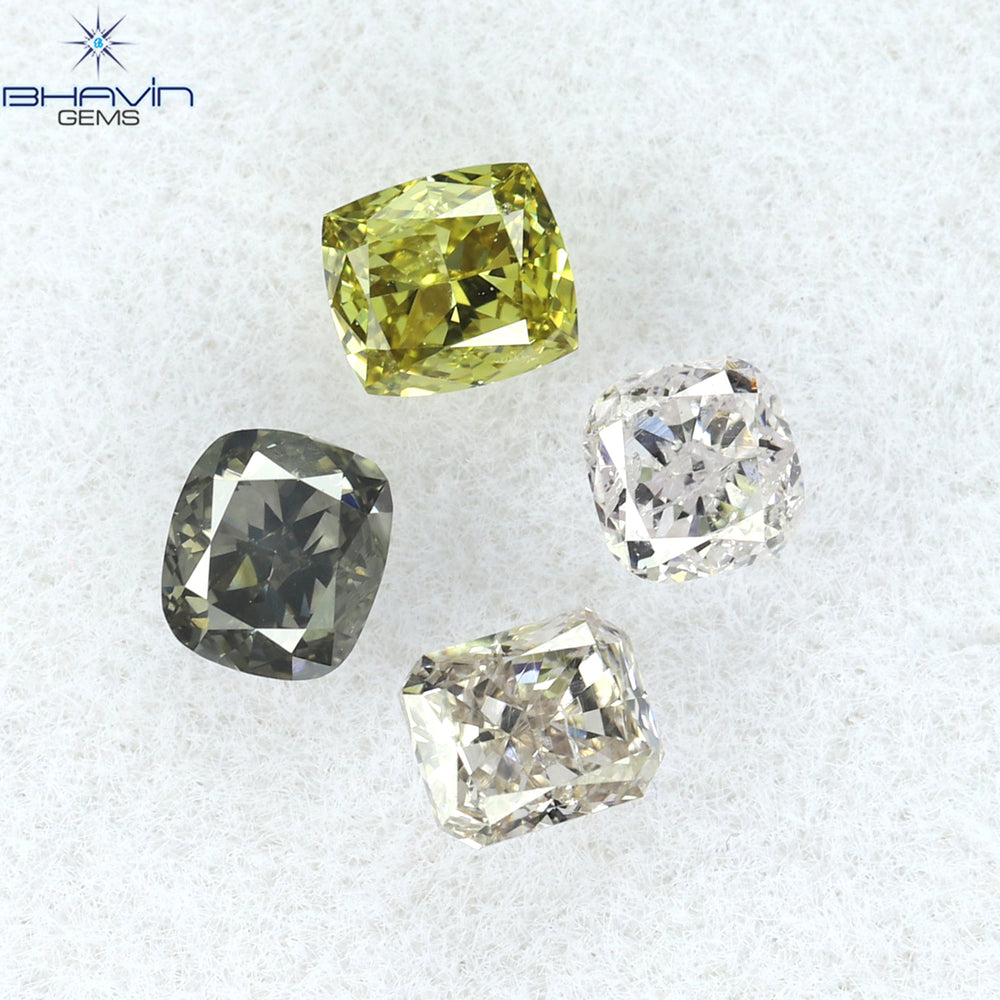 0.51 CT/4 Pcs Cushion Shape Natural Diamond Mix Color VS-SI Clarity (3.08 MM)