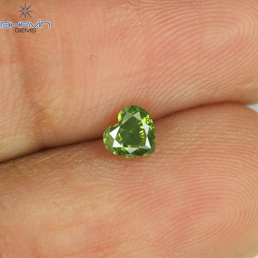 0.33 CT Heart Shape Natural Diamond Green Color SI2 Clarity (4.08 MM)