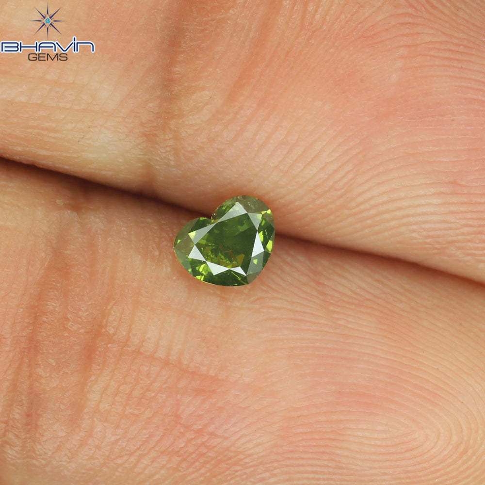 0.28 CT Heart Shape Natural Diamond Green Color SI2 Clarity (4.25 MM)