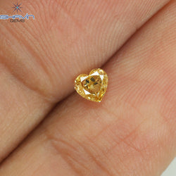 0.18 CT Heart Shape Natural Diamond Orange Color VS2 Clarity (3.65 MM)