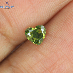 0.32 CT Heart Shape Natural Diamond Green Color SI2 Clarity (4.00 MM)