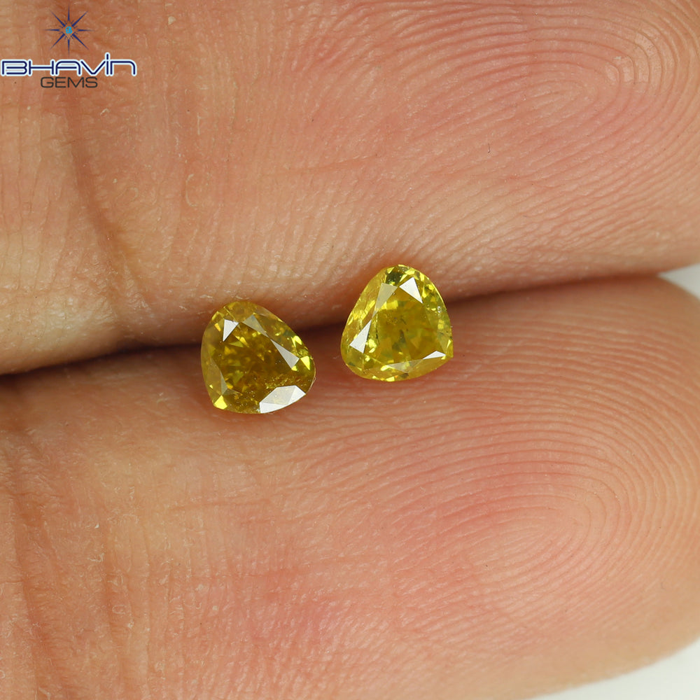 0.40 CT/2 Pcs Heart Shape Natural Loose Diamond Yellow Color SI2 Clarity (3.70 MM)