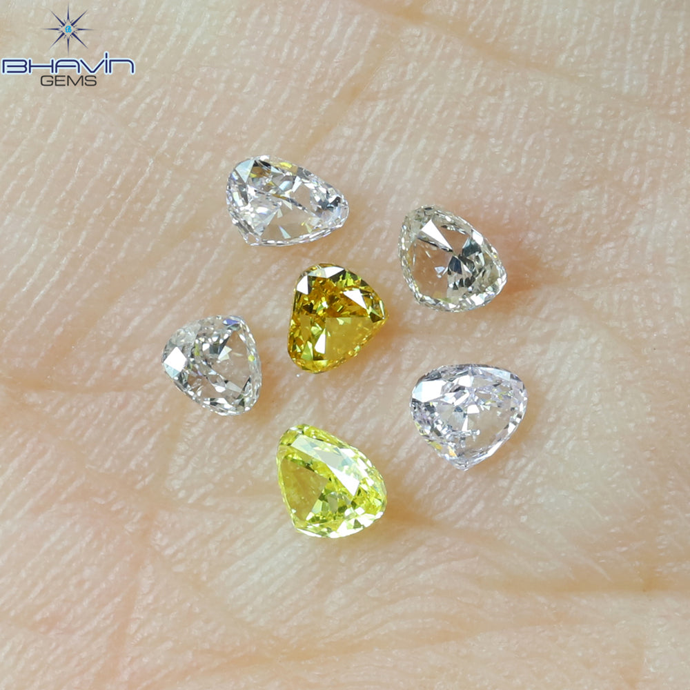 0.51 CT/6 Pcs Heart Shape Natural Diamond Mix Color VS2 Clarity (2.59 MM)