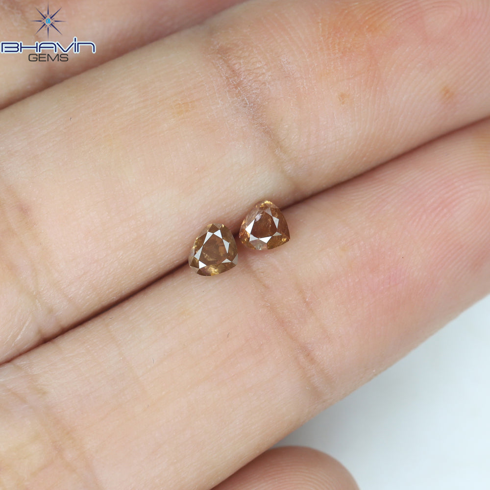 0.41 CT/2 Pcs Heart Shape Natural Loose Diamond Pink Color I1 Clarity (3.84 MM)