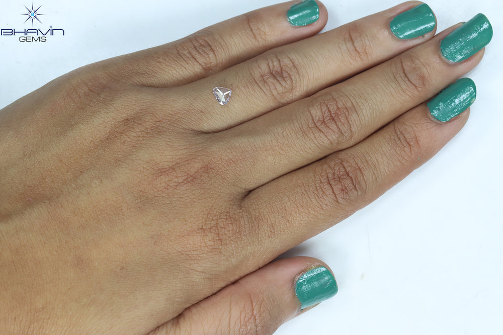 0.26 CT Heart Shape Natural Diamond Pink Color VS2 Clarity (5.38 MM)