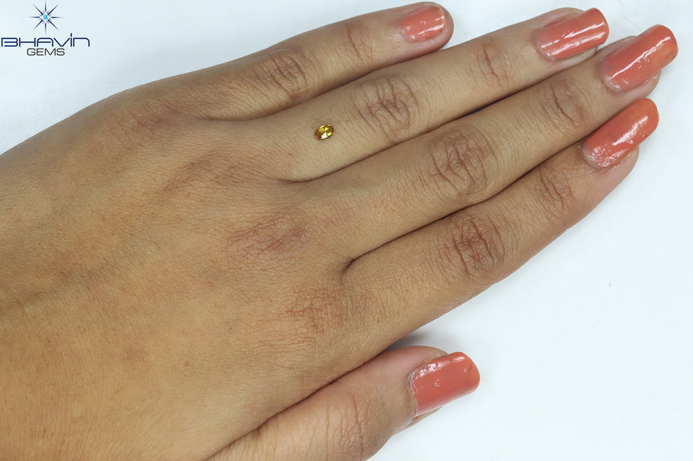 0.18 CT Oval Shape Natural Diamond Orange Color VS1 Clarity (4.21 MM)