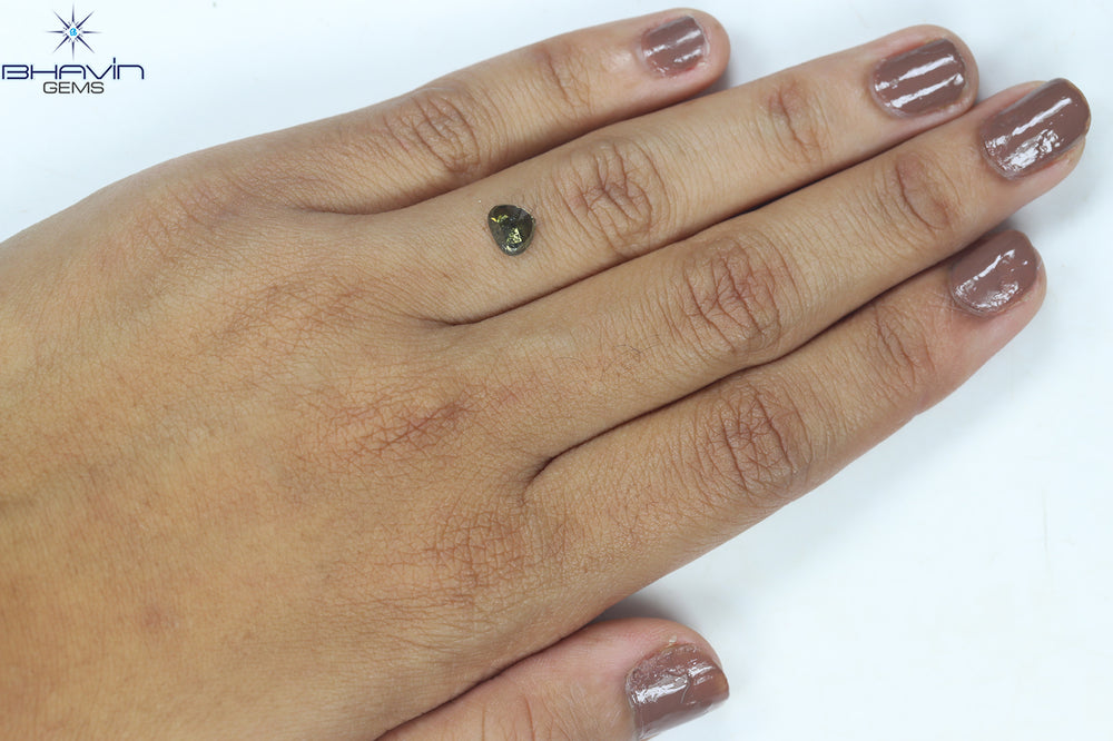 1.06 CT Heart Shape Natural Diamond Enhanced Green Color I2 Clarity (5.48 MM)