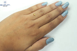 0.25 CT Oval Shape Natural Diamond Orange Color VS1 Clarity (4.25 MM)