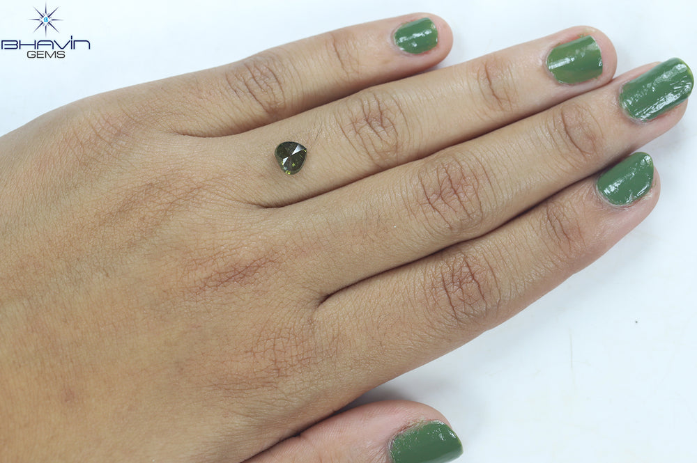 1.05 CT Heart Shape Natural Diamond Enhanced Green Color I2 Clarity (6.19 MM)
