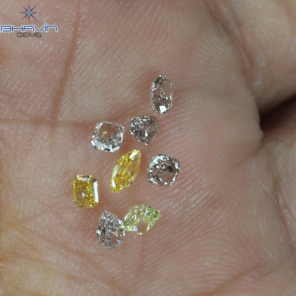 0.61 CT/8 Pcs Mix Shape Natural Diamond Mix Color SI Clarity (4.00 MM)