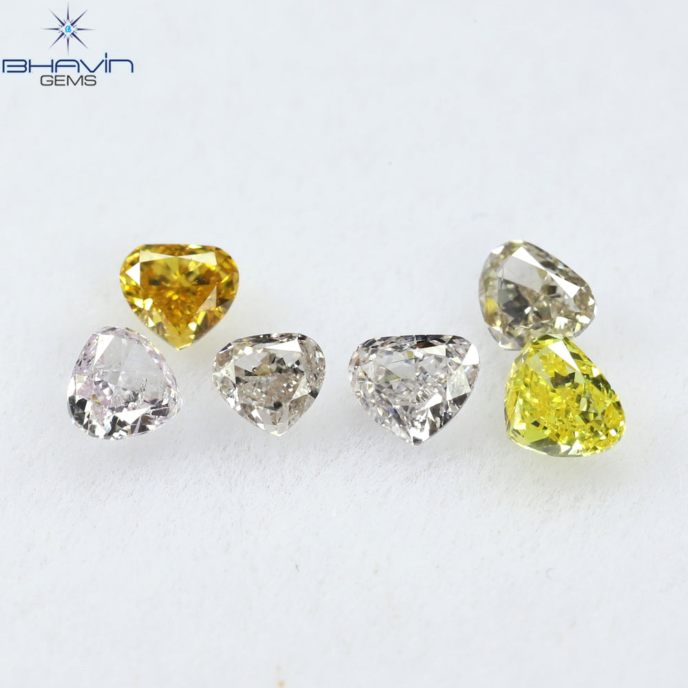 0.51 CT/6 Pcs Heart Shape Natural Diamond Mix Color VS2 Clarity (2.59 MM)