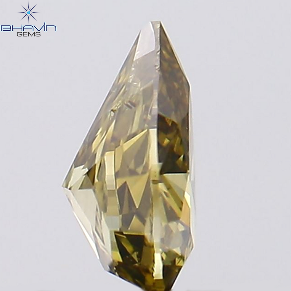 0.33 CT Pear Shape Natural Diamond Green Color SI2 Clarity (5.25 MM)