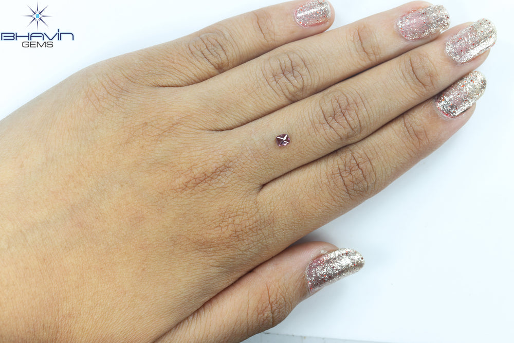 0.21 CT, Cushion Diamond, Vivid Pink Color, Clarity I1