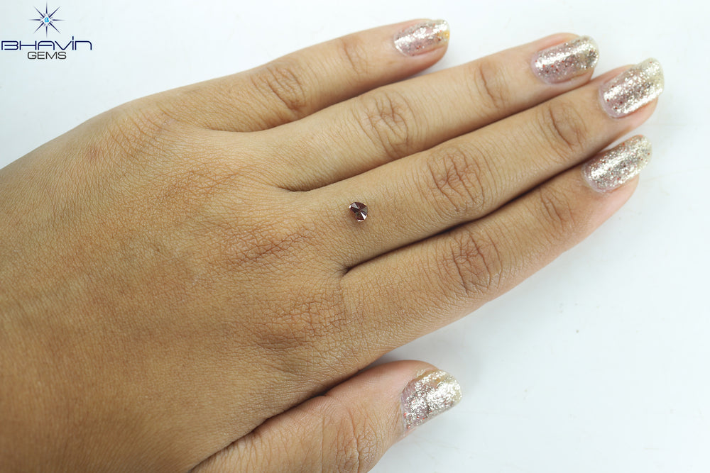 0.28 CT, Heart Shape, Natural Diamond, Pink Color, VS2 Clarity (4.14 MM)