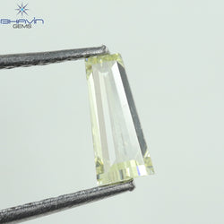 0.28 CT Baguette Diamond Yellow Color Clarity VS1 (6.70 MM)