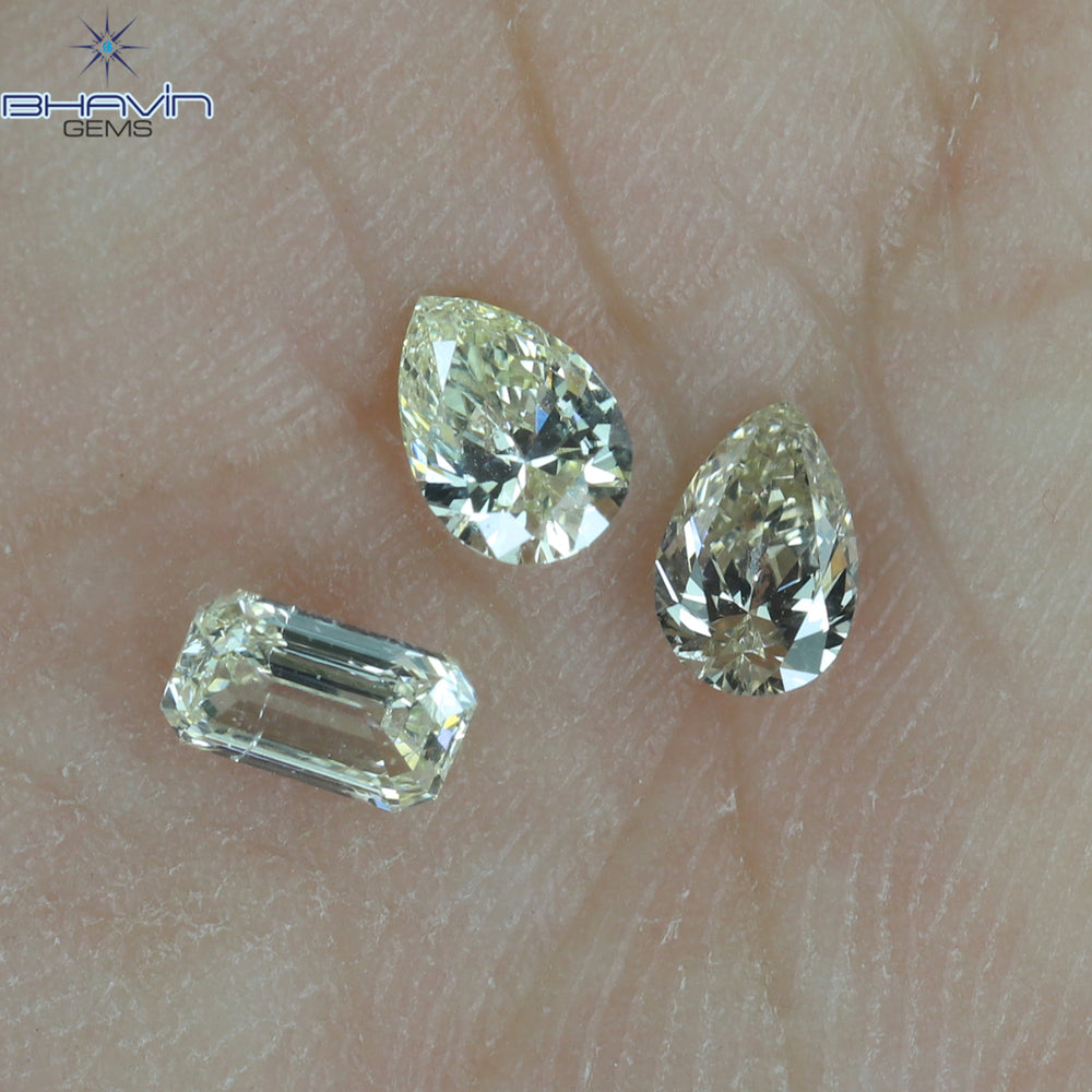 0.59 CT/3 PCS Pear-Emerald Shape Natural Diamond White Color VS-SI Clarity (4.77 MM)