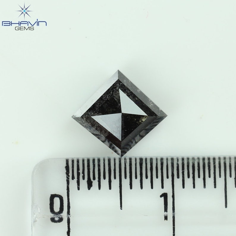 1.82 CT Kite Diamond Salt And Papper I3 Clarity (9.17 MM)