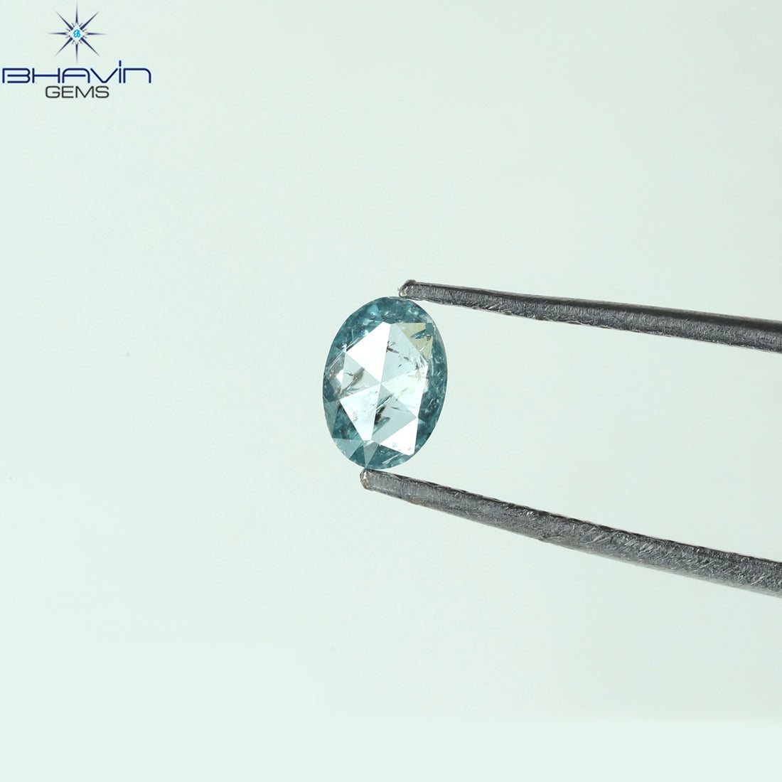 0.22 CT オーバルシェイプ 天然ダイヤモンド ブルーカラー I2 クラリティ (4.78 MM)