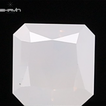 0.12 CT トライアングル シェイプ ナチュラル ダイヤモンド グリーン カラー SI2 クラリティ (3.44 MM)