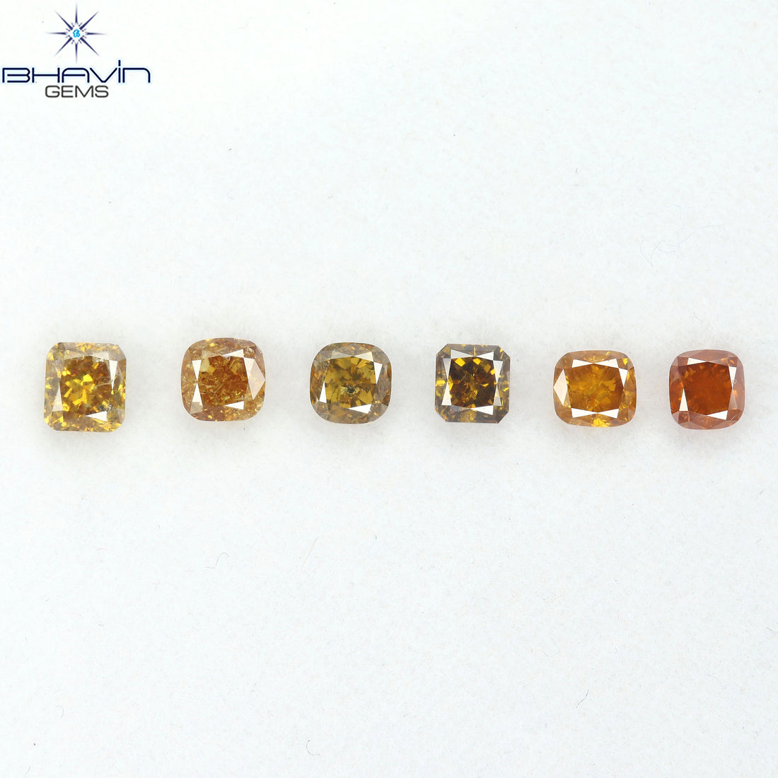 0.34 CT ハートシェイプ ナチュラル ダイヤモンド オレンジ色 VS1 クラリティ (4.59 MM)