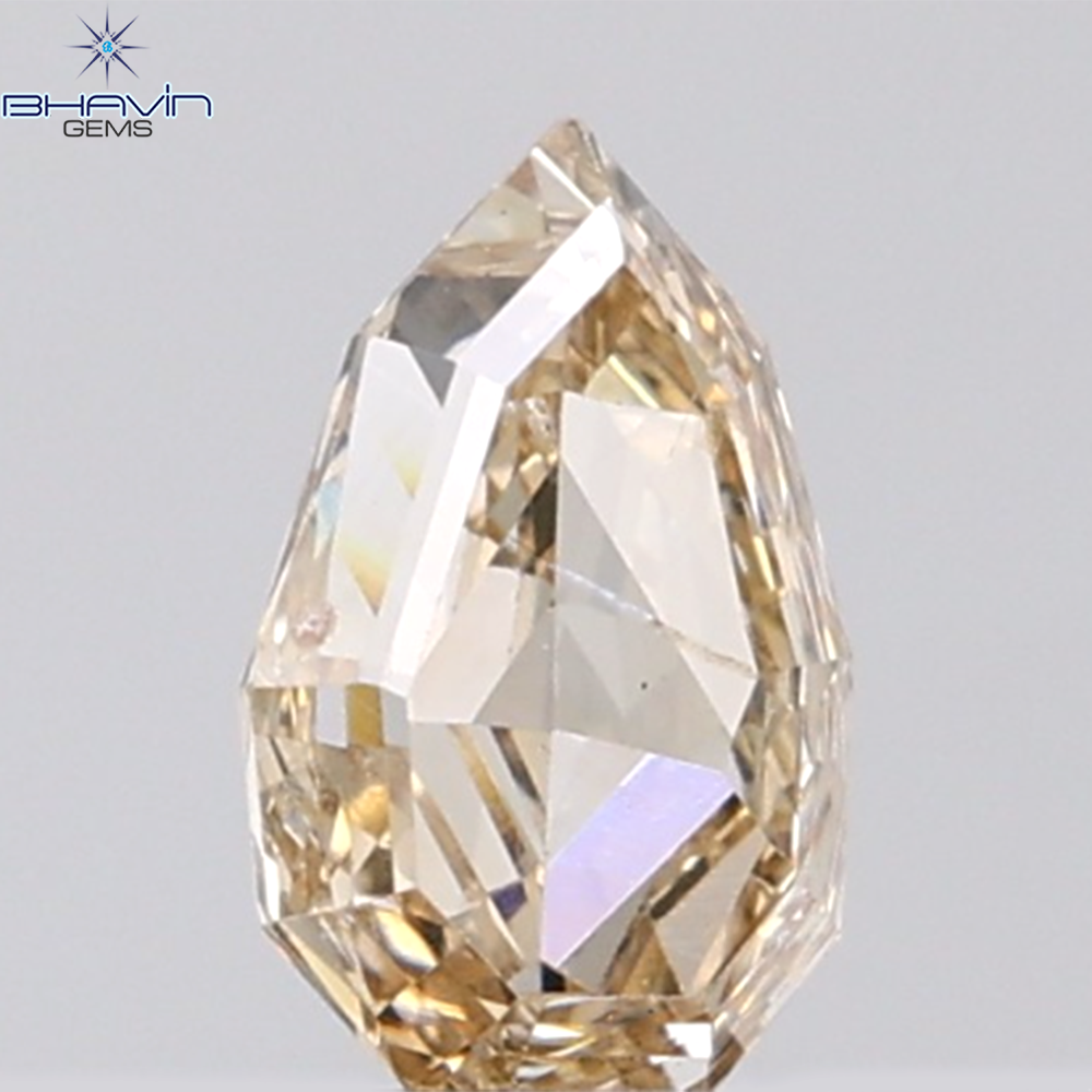0.12 CT トライアングル シェイプ ナチュラル ダイヤモンド グリーン カラー SI2 クラリティ (3.44 MM)