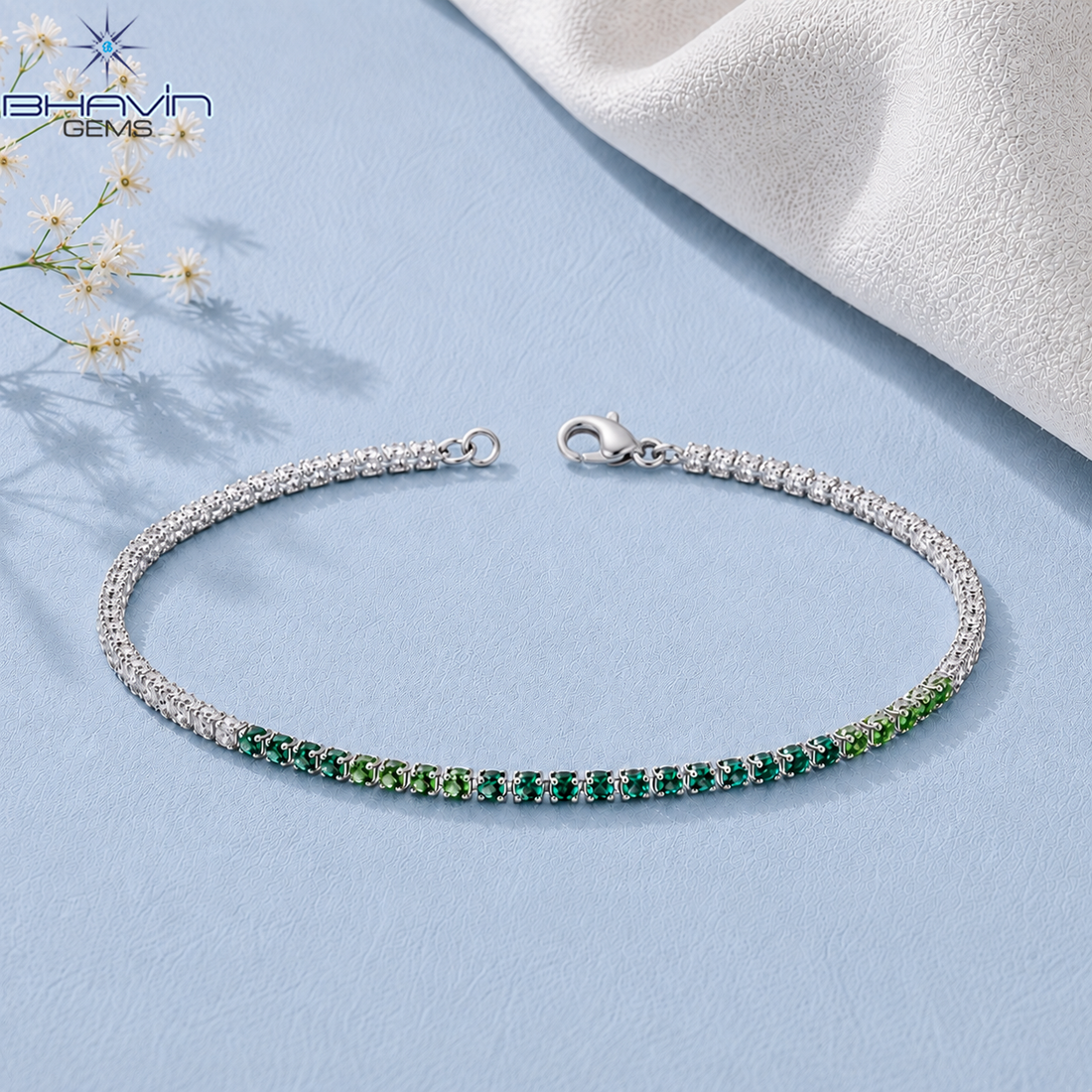 Round Gradient Diamond Tennis Bracelet