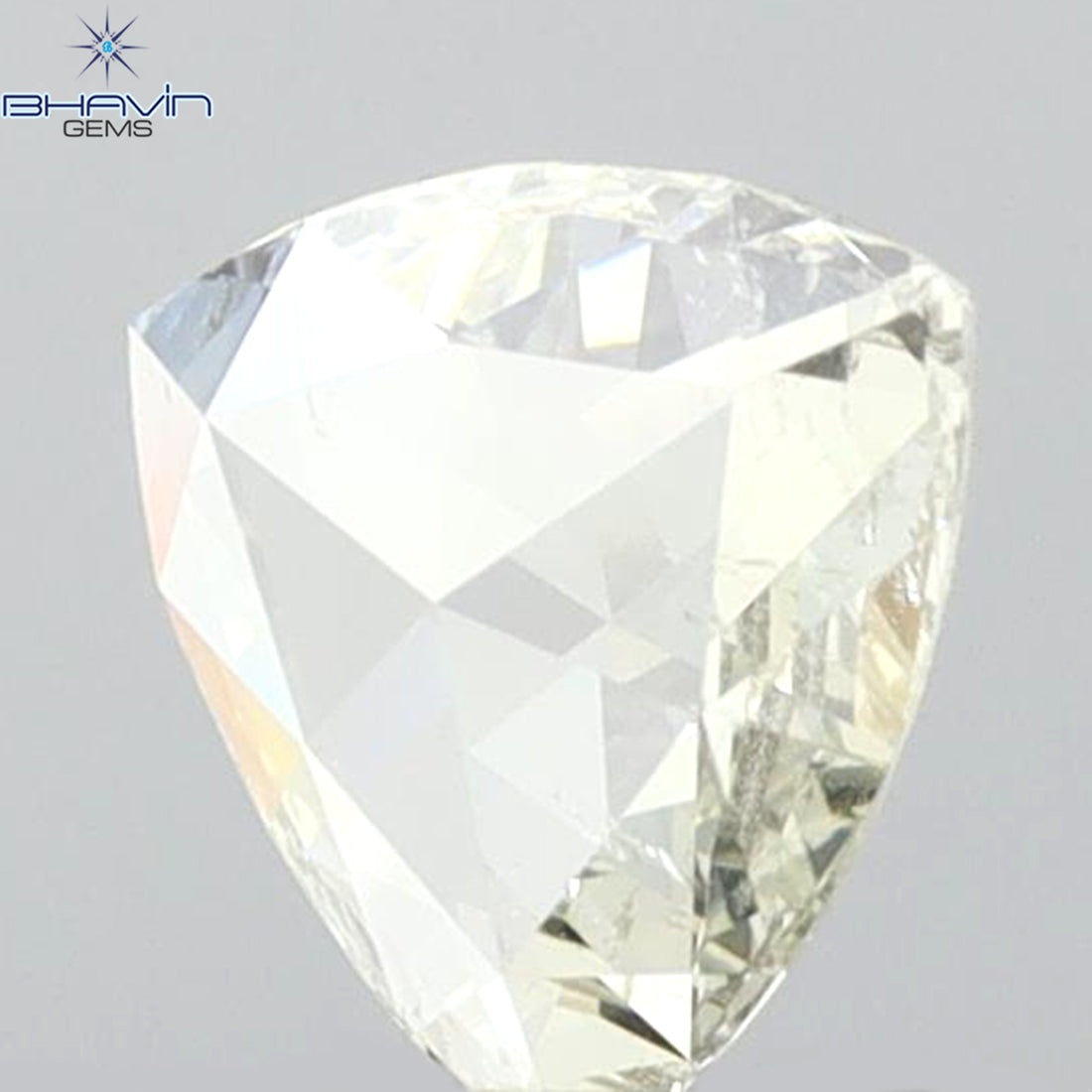 0.12 CT トライアングル シェイプ ナチュラル ダイヤモンド グリーン カラー SI2 クラリティ (3.44 MM)