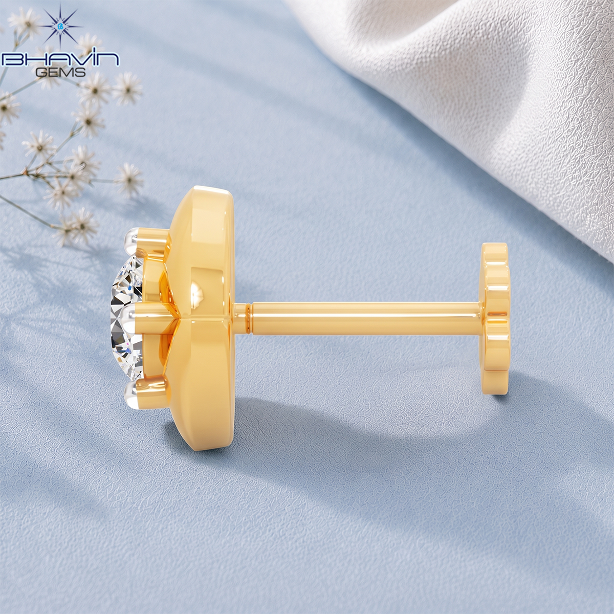 Classic Round Diamond Nose Pin with Elegant Circular Petal Frame