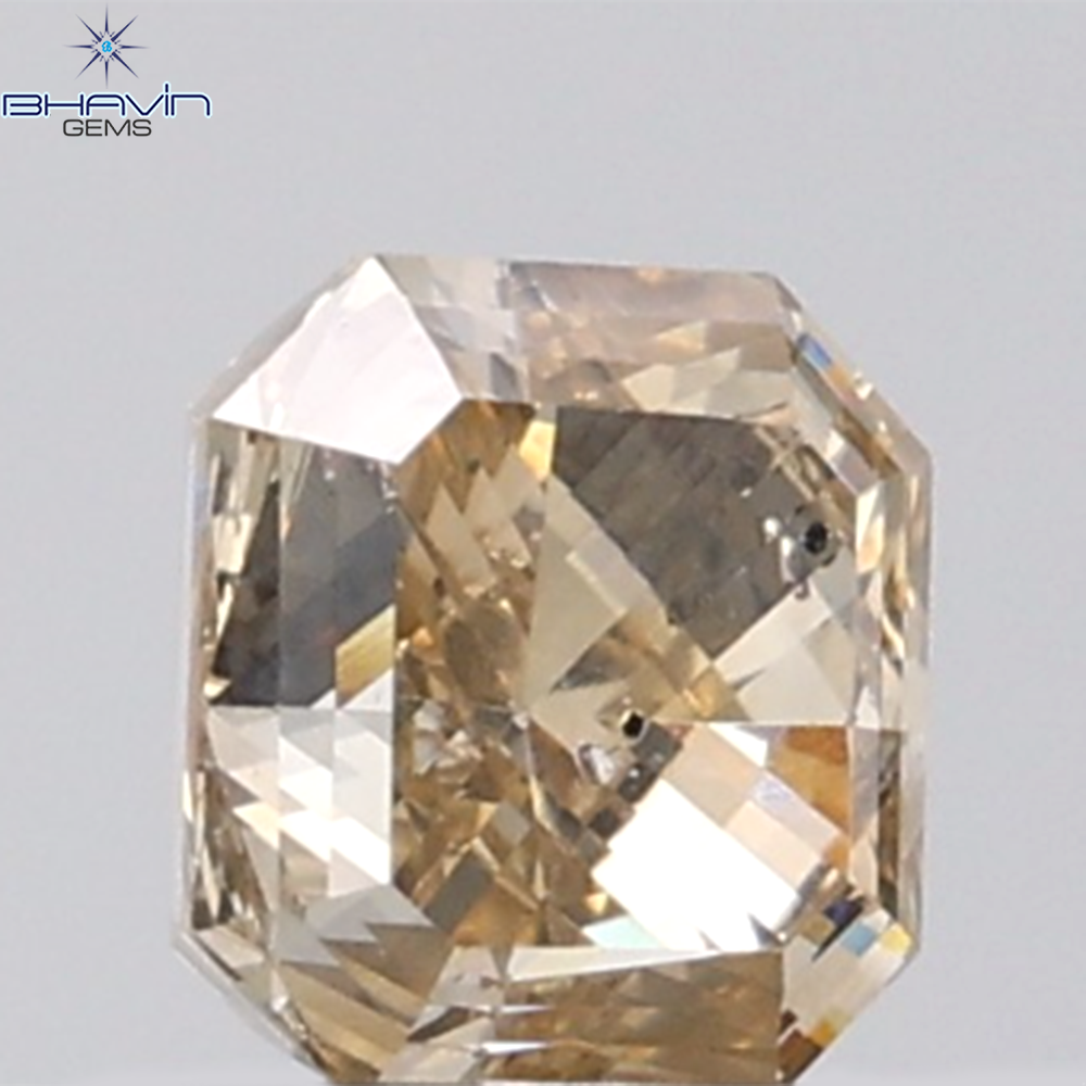 0.12 CT トライアングル シェイプ ナチュラル ダイヤモンド グリーン カラー SI2 クラリティ (3.44 MM)