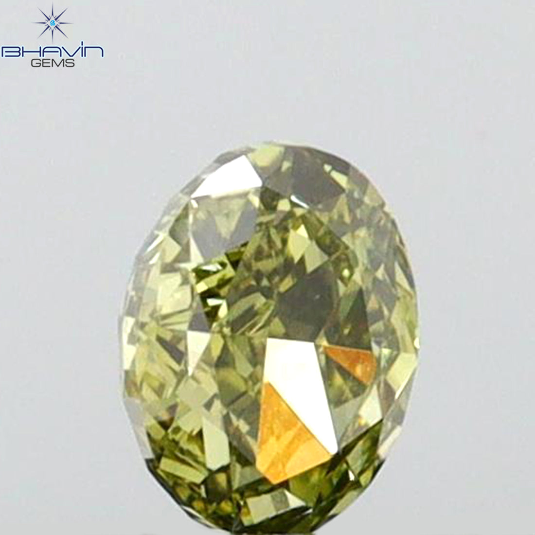 0.18 CT オーバルシェイプ 天然ダイヤモンド グリーン (カメレオン) カラー VS2 クラリティ (3.88 MM)